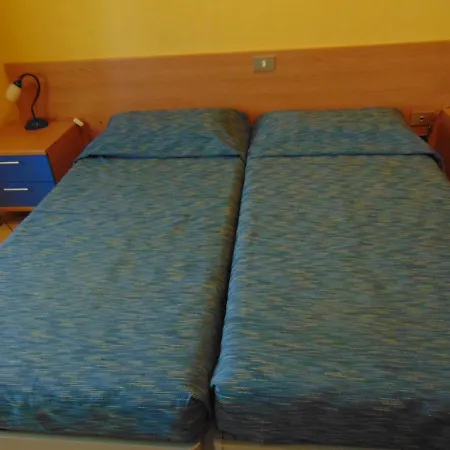 Mr Jackpot2 בית הארחה